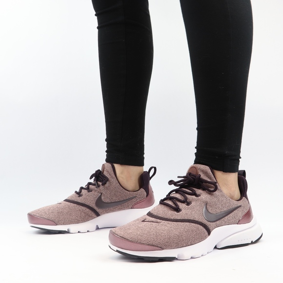 Nike Air Presto Fly Women’s Running Shoes PortWine - Picture 4 of 5